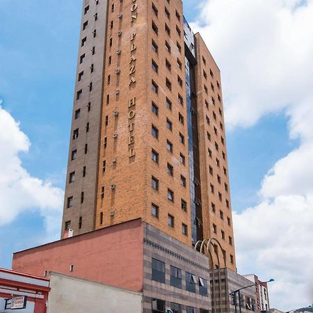 Hotel Carlton Plaza โปโซส เด คาลดัส ภายนอก รูปภาพ