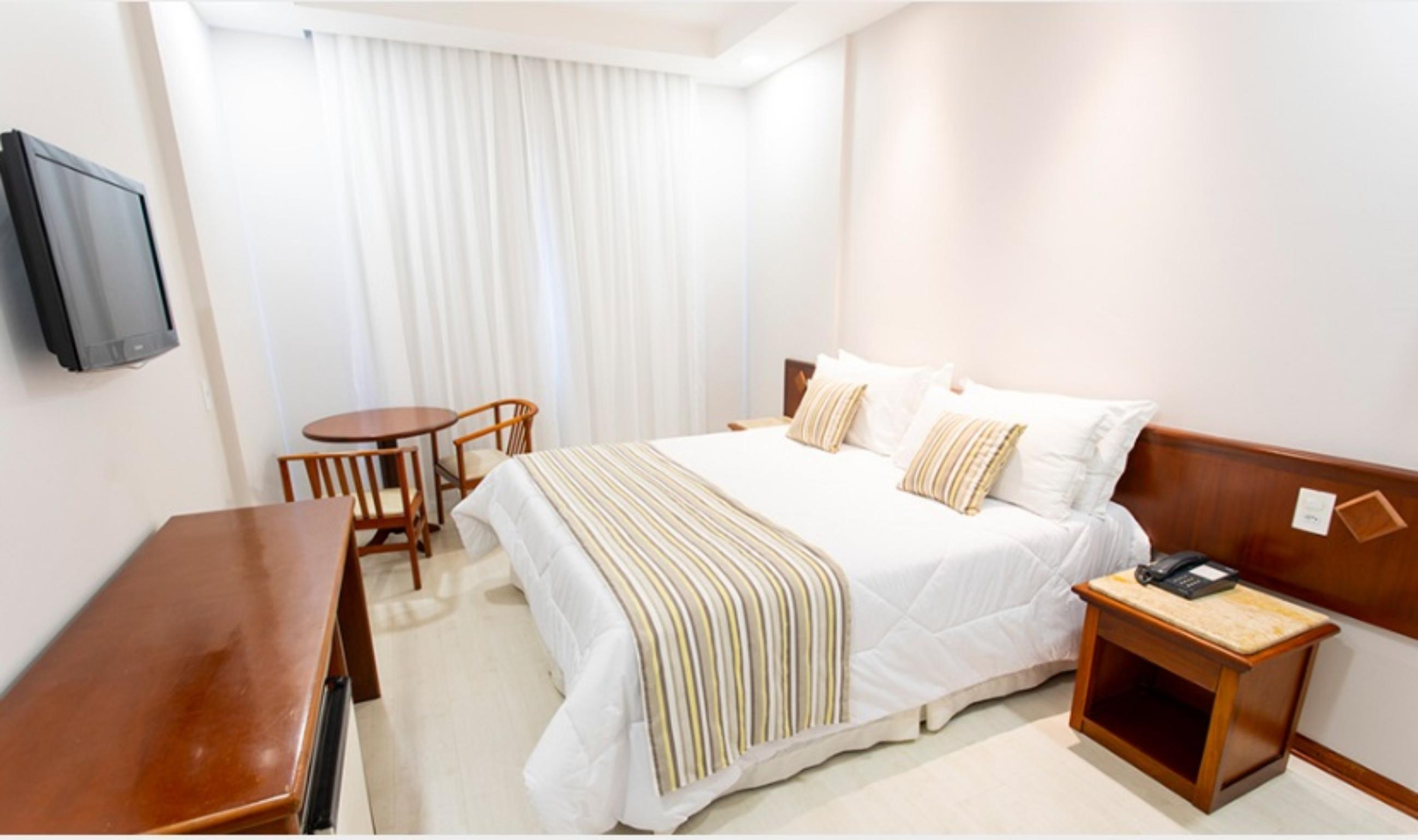 Hotel Carlton Plaza โปโซส เด คาลดัส ภายนอก รูปภาพ