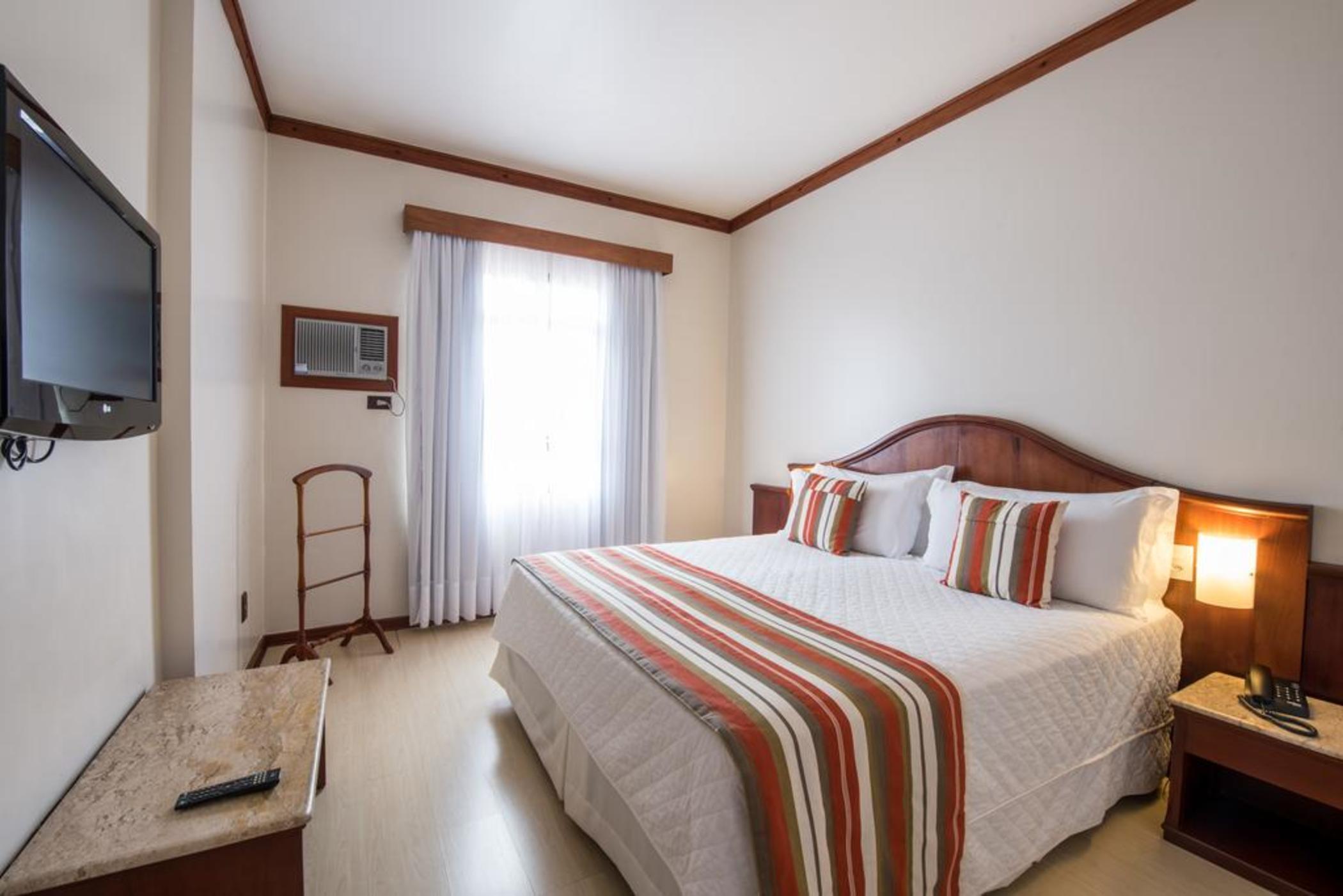 Hotel Carlton Plaza โปโซส เด คาลดัส ภายนอก รูปภาพ
