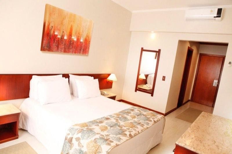 Hotel Carlton Plaza โปโซส เด คาลดัส ภายนอก รูปภาพ